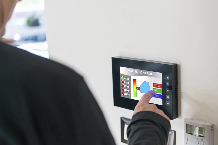 Sofrecom guides you to select the most suitable IoT network for your business needs and connected projects.