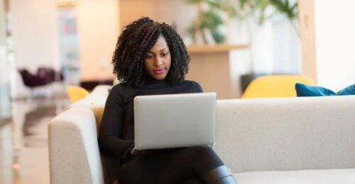 Discover how Sofrecom supports effective digital governance with a structured and innovative action plan for organizations.