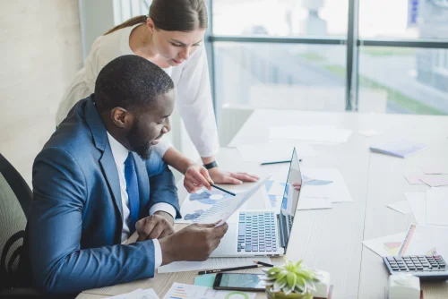 Sofrecom, partenaire privilégié de la transformation numérique, apporte son expertise métier, technique et digitale pour vous aider à maximiser la valeur de vos actifs et à réinventer l'expérience client. 